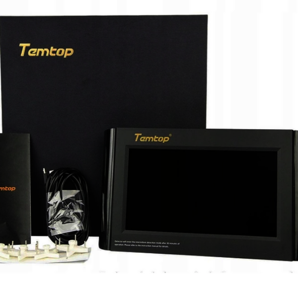 Czujnik smogu i miernik jakości powietrza Elitech P1000